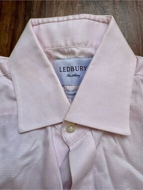 Ledbury Men’s Light Pink Dress Shirt